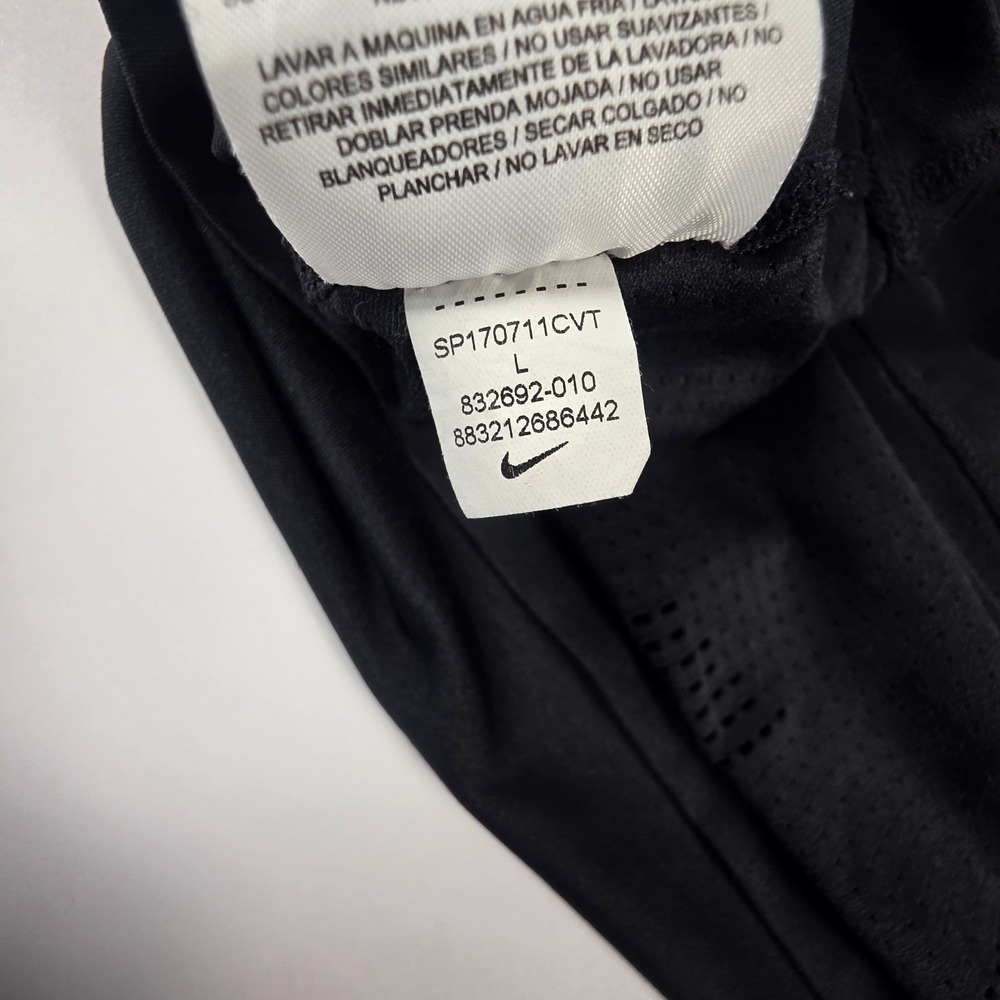 NIKE PRO HYPERCOOL Womens Black Shirt Top T-shirt Short Sleeve Workout - Size L - Picture 7 of 8